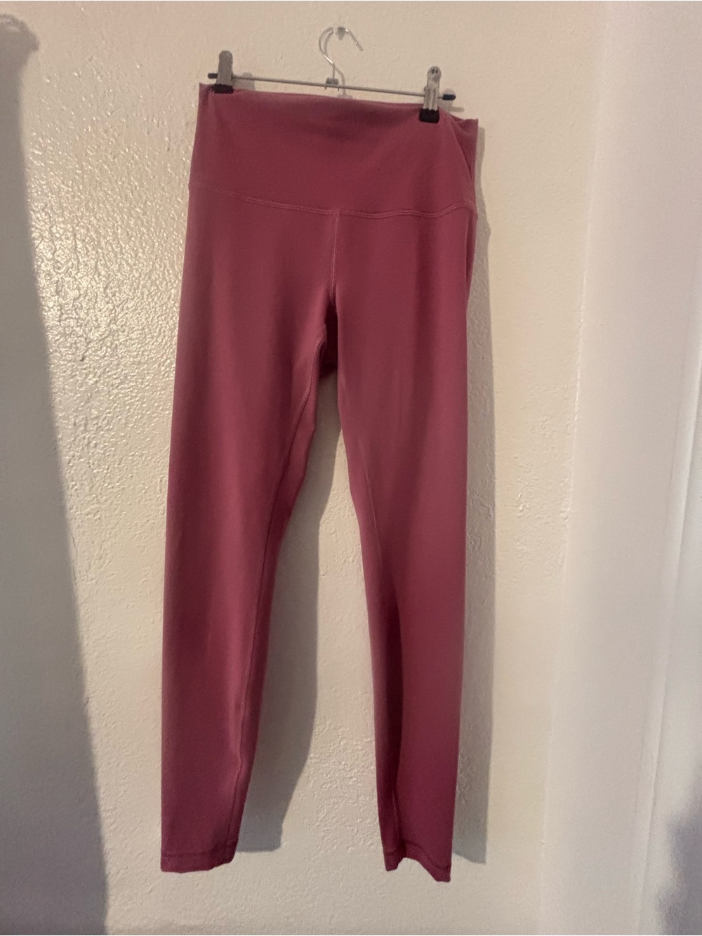 Lululemon High-Waist Active Leggings in Mauve Pink